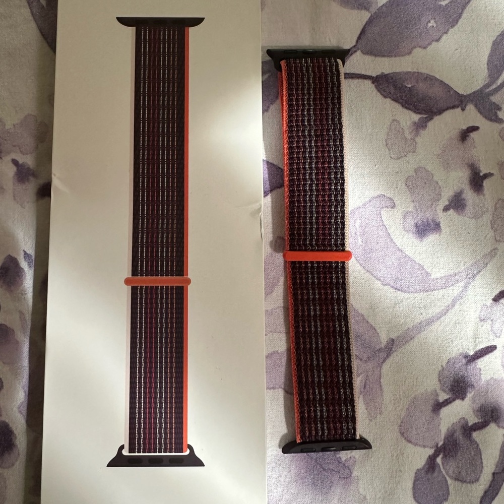 Elderberry Sport Loop Apple Watch Band (41mm)